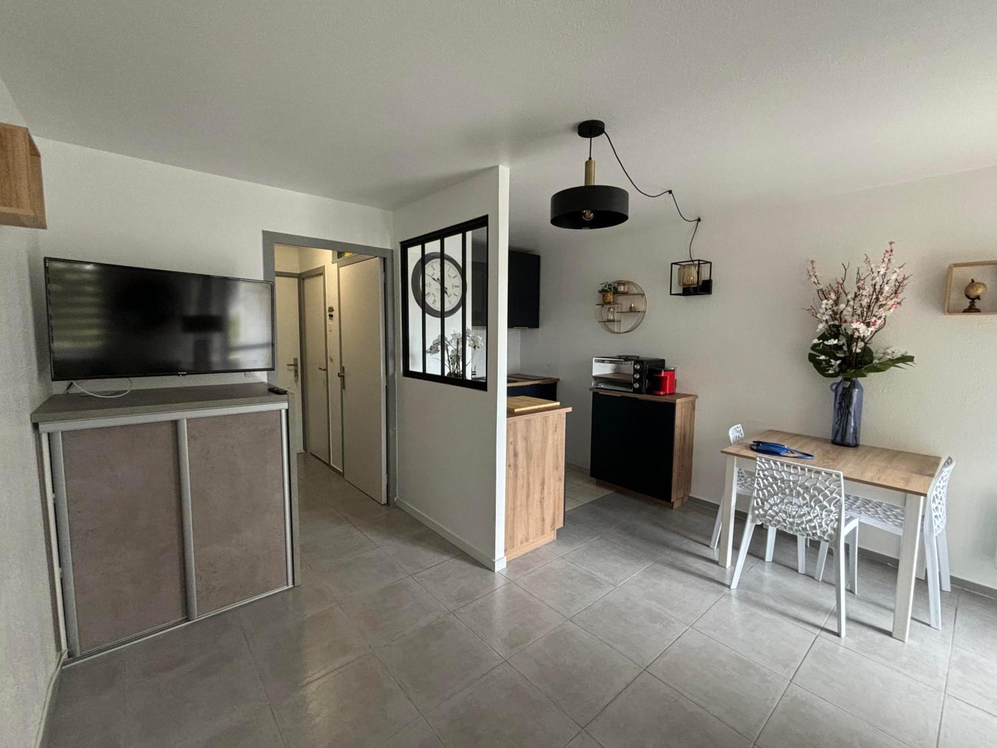 Appartement Studio 4 Personnes Dans Residence Avec Piscine Quiberon Exterior photo